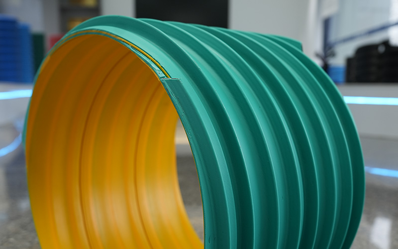 防腐式帶立筋增強纏繞管